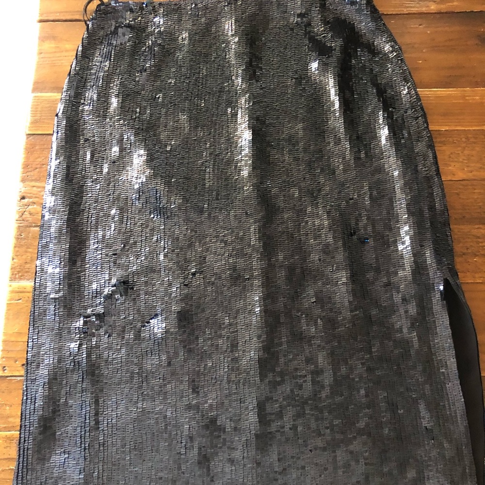 Anne Klein navy sequined skirt